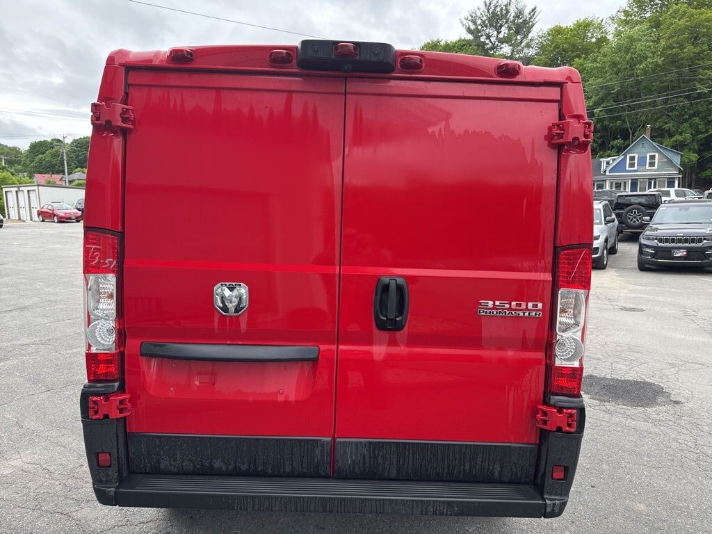 New 2025 Ram ProMaster PROMASTER 3500 TRADESMAN CARGO VAN LOW ROOF 136' W Cargo Van