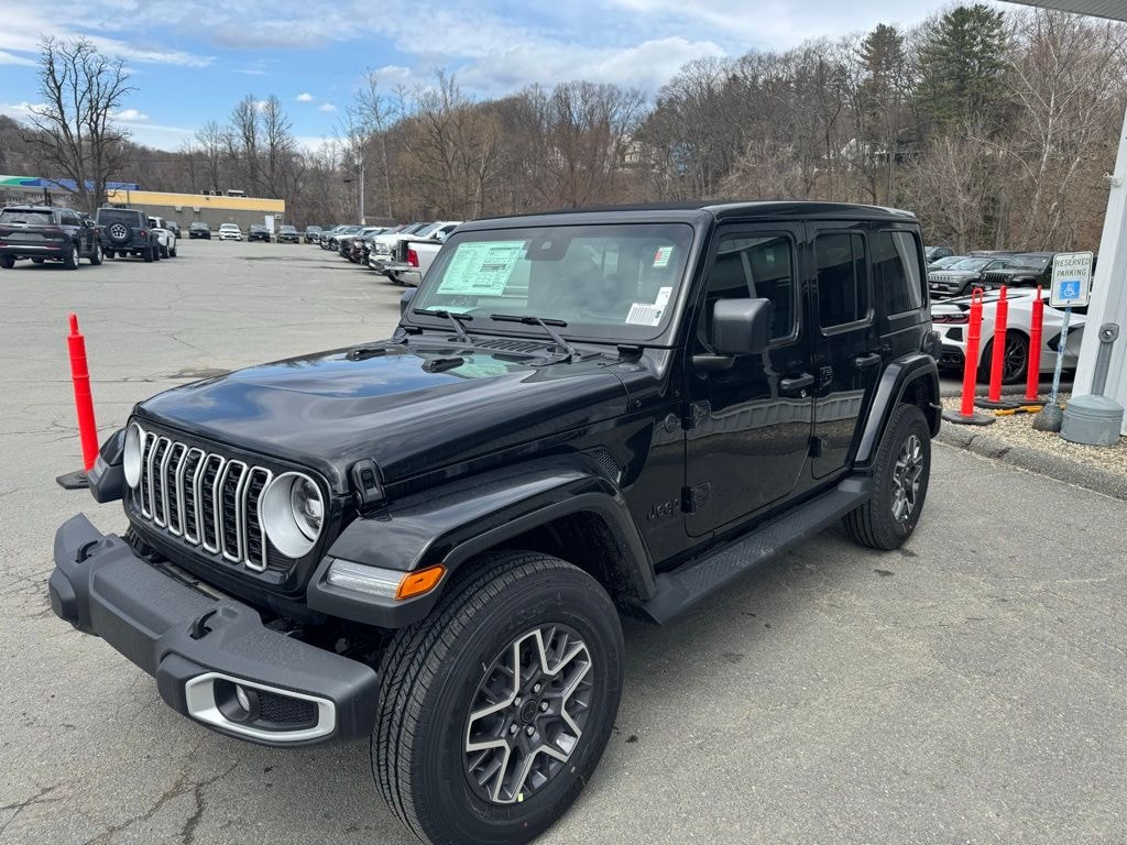 New 2025 Jeep Wrangler 4-DOOR SAHARA Sport Utility