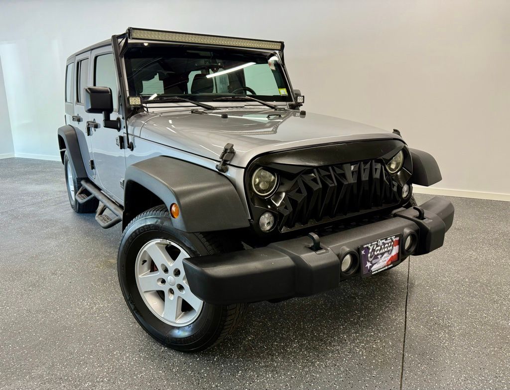 2017 Jeep Wrangler Unlimited Sport photo 4