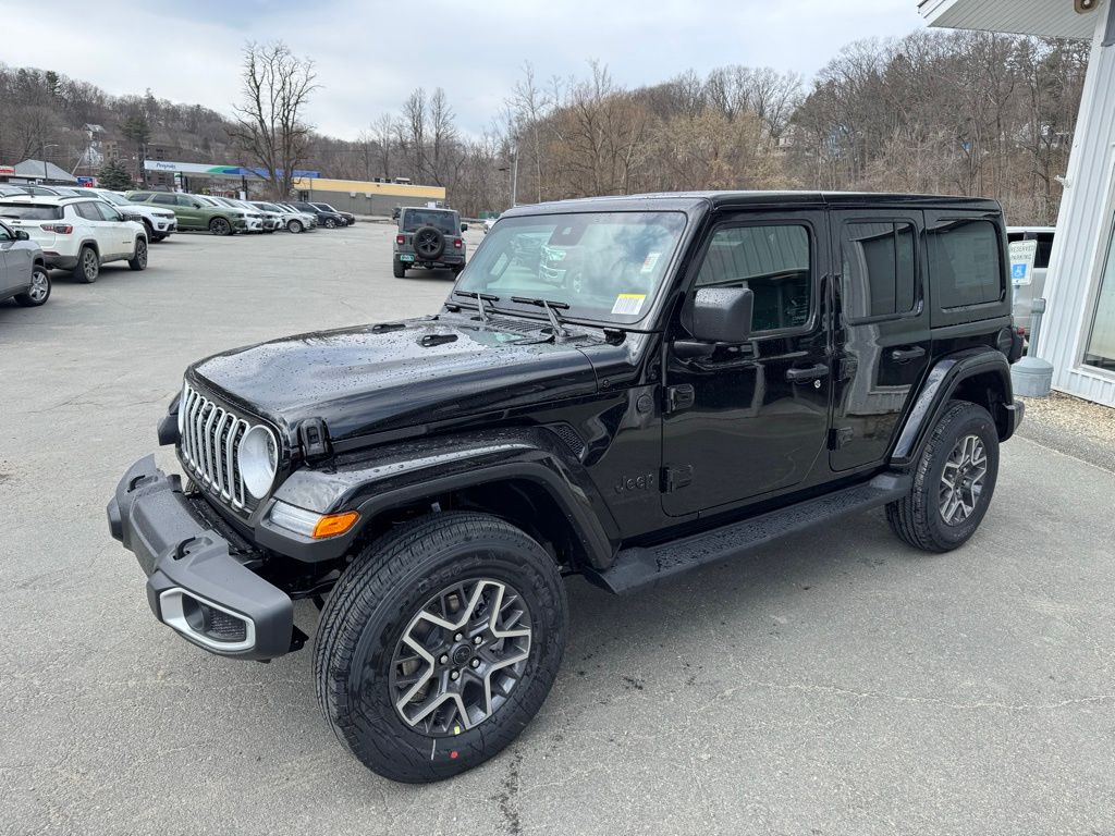 2025 Jeep Wrangler Sahara photo 3