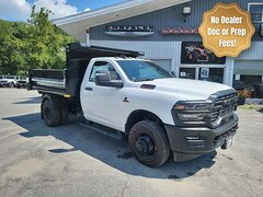 2026 Ram 3500 TRADESMAN CHASSIS REGULAR CAB 4X4 60' CA Pickup