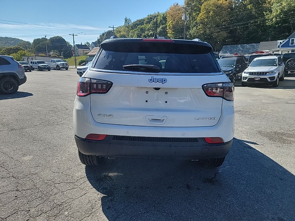 2025 Jeep Compass Limited photo 4