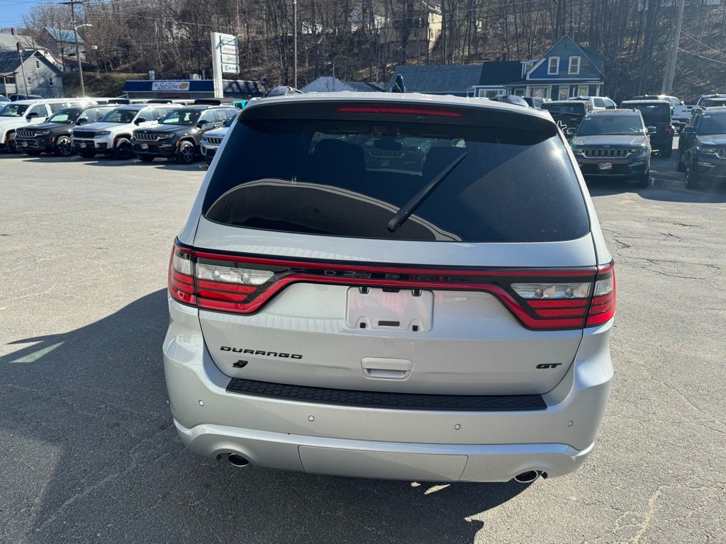 2025 Dodge Durango GT photo 4