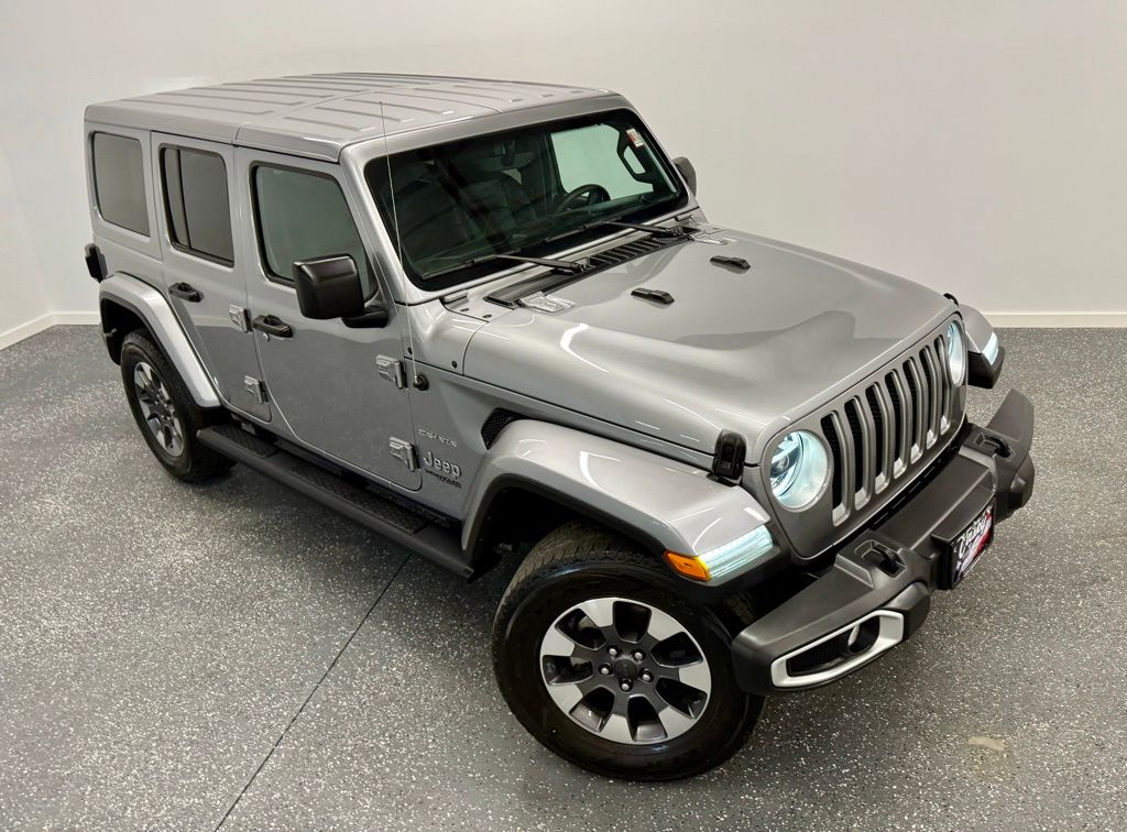 2021 Jeep Wrangler Unlimited Sahara photo 3