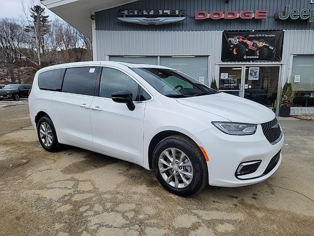 New 2026 Chrysler Pacifica LIMITED AWD Passenger Van