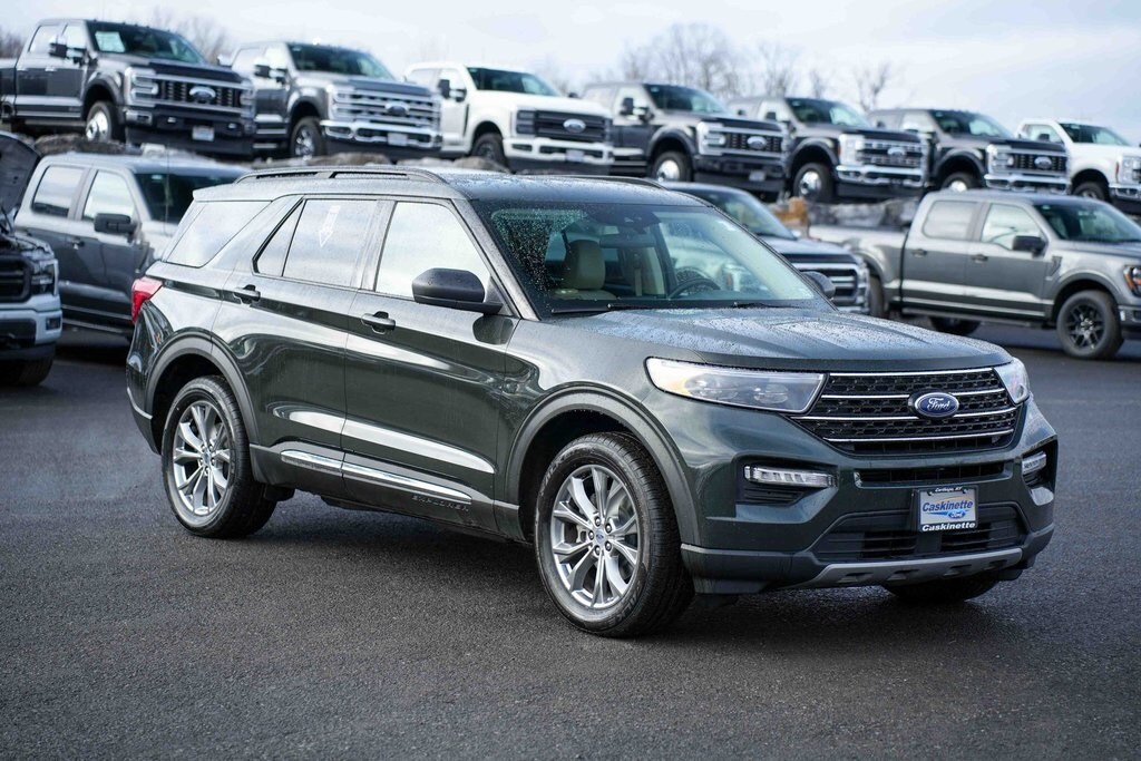 2022 Ford Explorer XLT photo 3