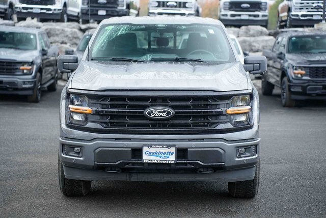 2025 Ford F-150 XLT photo 2