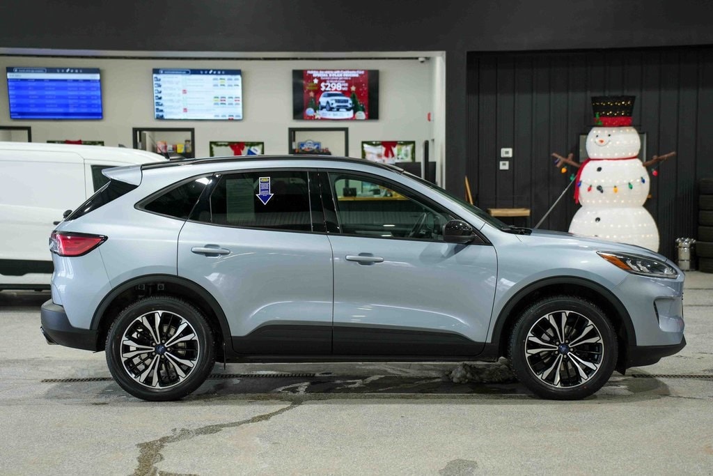 Used 2022 Ford Escape SE SUV