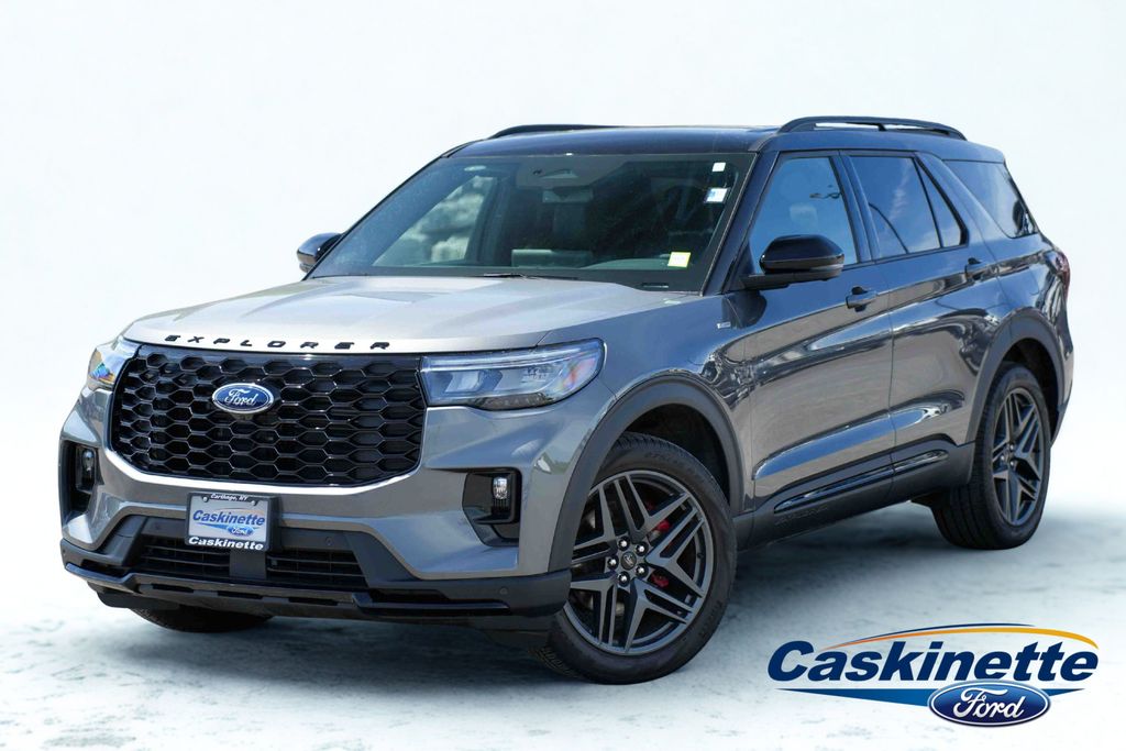 2025 Ford Explorer ST-LINE 4WD (PL535)'s photo