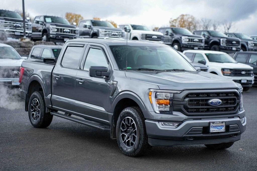 2023 Ford F-150 XLT photo 3