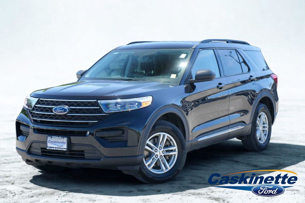 2023 Ford Explorer XLT 4WD's photo