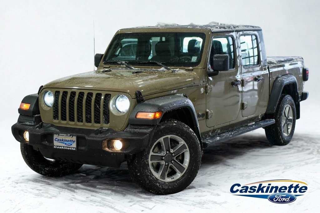 2020 Jeep Gladiator Sport's photo