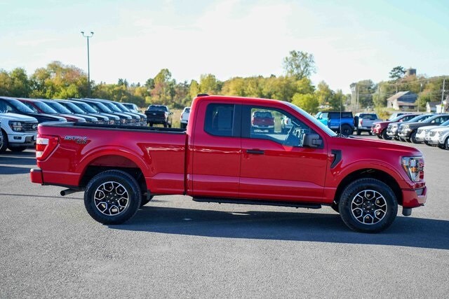 2023 Ford F-150 XL photo 4