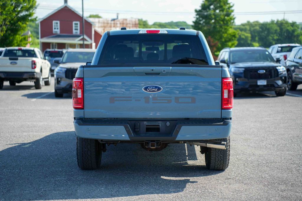 View vehicle photo 6
