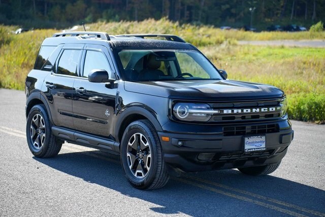 2023 Ford Bronco Sport Outer Banks photo 3