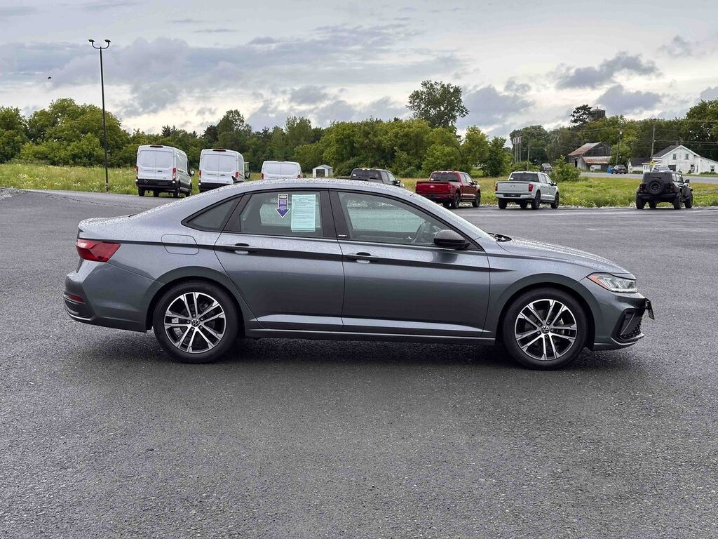 Used 2025 Volkswagen Jetta 1.5T Sport Sedan