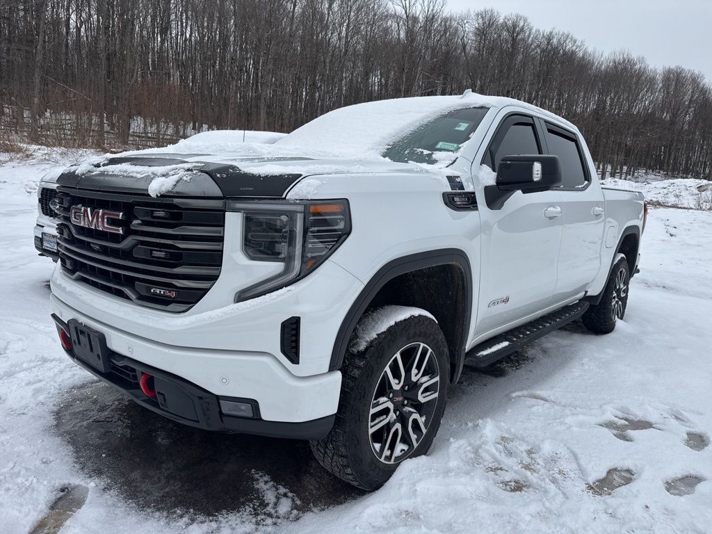 2024 GMC Sierra 1500 AT4 Crew Cab 4WD