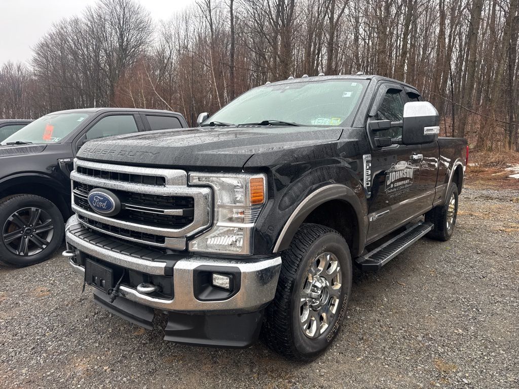 Agate Black Metallic 2022 Ford F-350 Super Duty Lariat SuperCab 4WD Pickup Truck Four-Wheel Drive Automatic