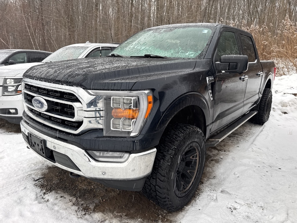 2022 Ford F-150 XLT's photo