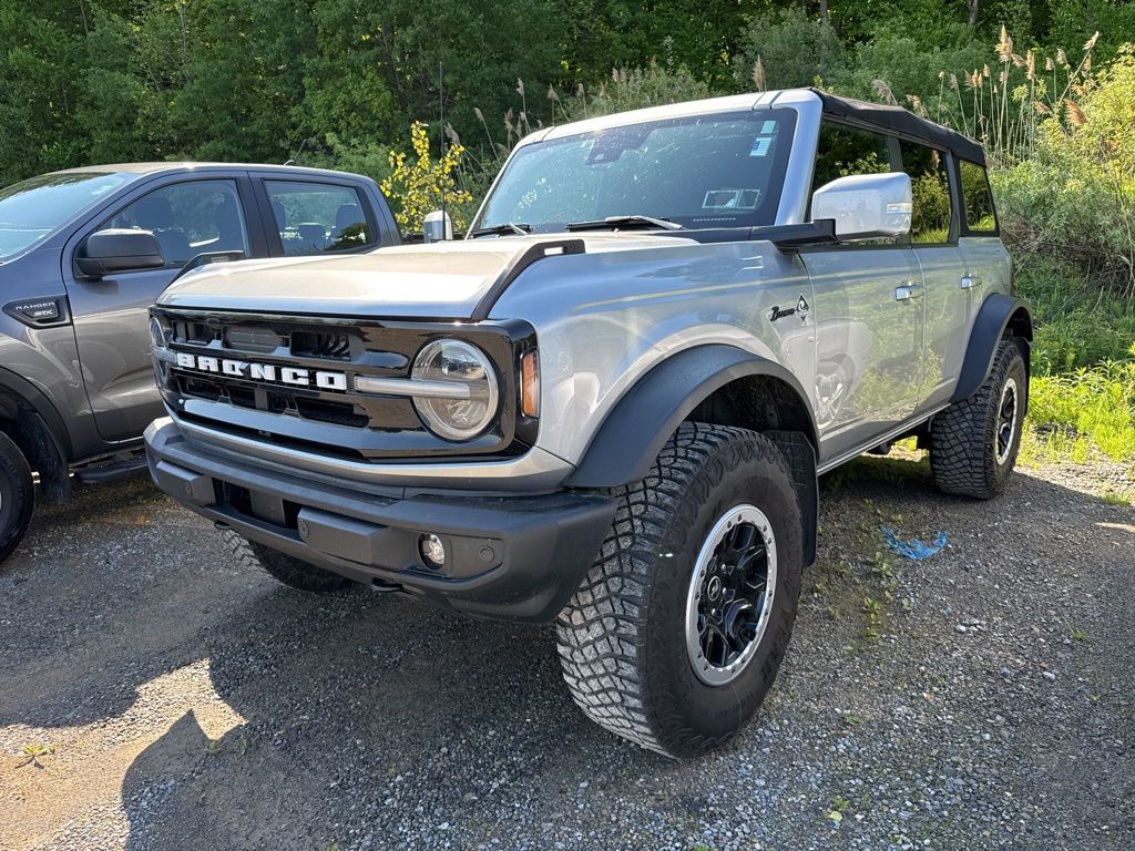 2024 Ford Bronco Outer Banks 4x4's photo