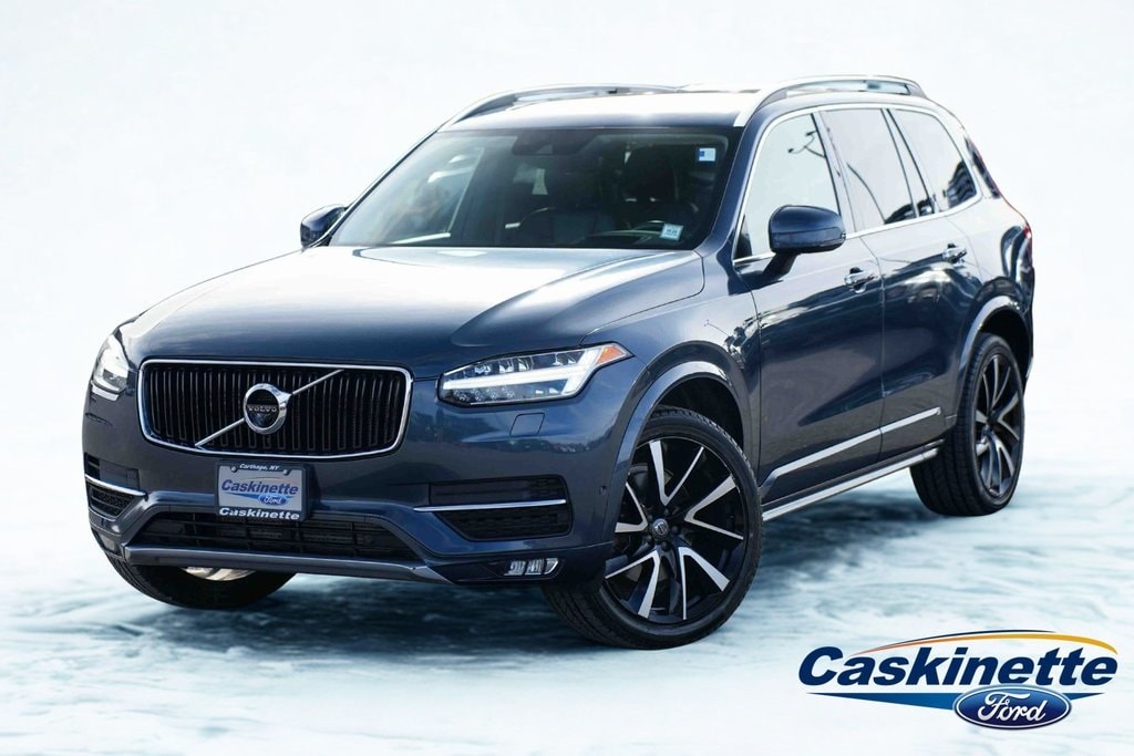 2019 Volvo XC90 Momentum's photo