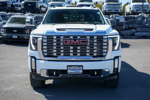 2024 Gmc Sierra HD Denali photo 2