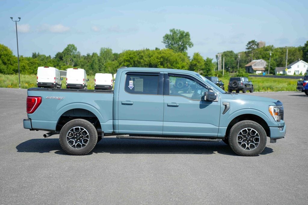 View vehicle photo 4