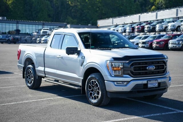 2023 Ford F-150 XLT photo 3