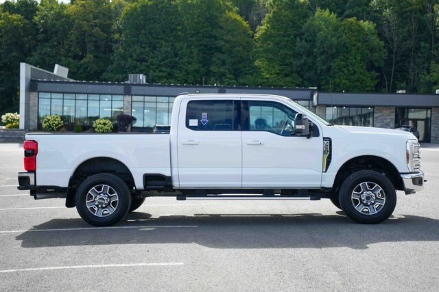 2024 Ford F-250 Lariat photo 4