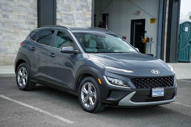 2023 Hyundai Kona SEL photo 2