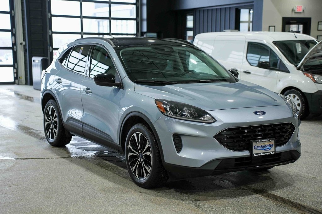 Used 2022 Ford Escape SE SUV