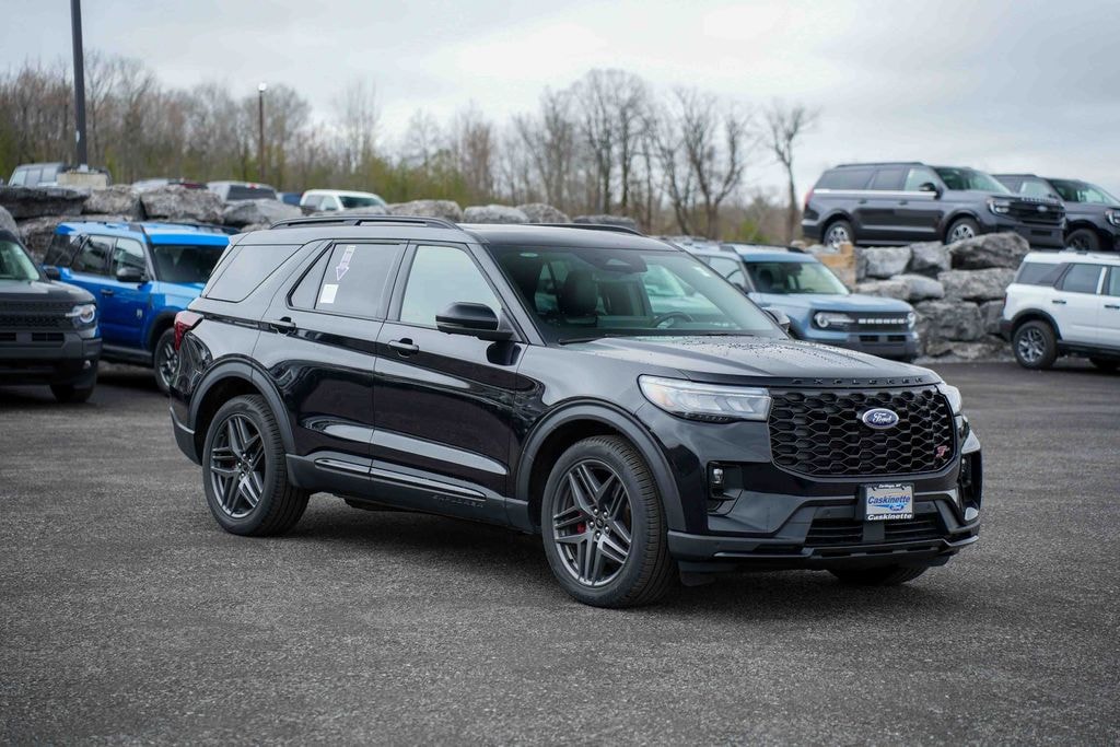 Used 2025 Ford Explorer ST SUV