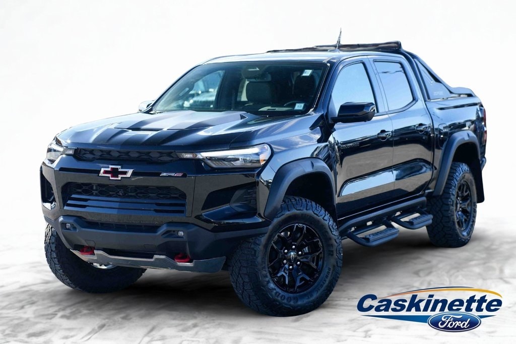 2025 Chevrolet Colorado ZR2's photo