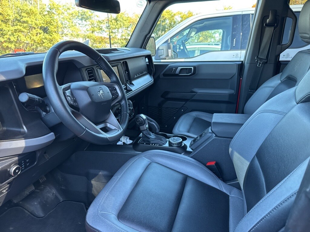 2023 Ford Bronco Big Bend photo 2