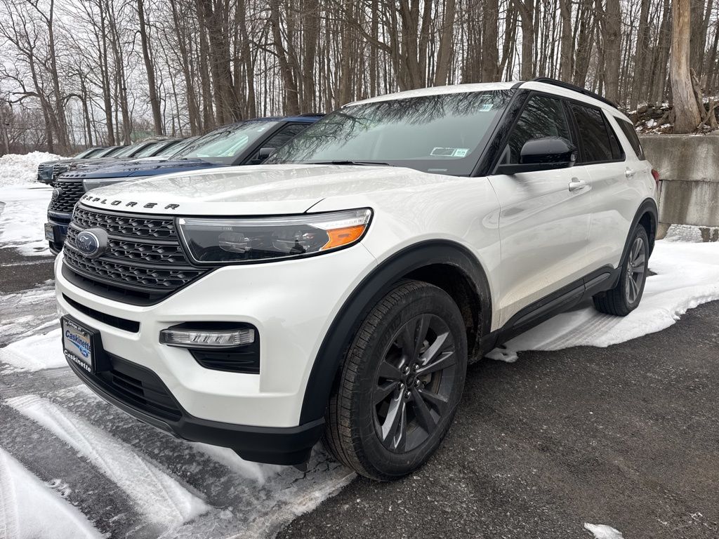 2023 Ford Explorer XLT AWD