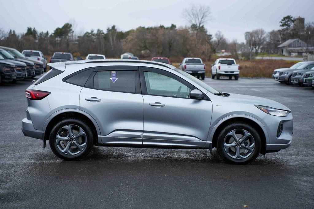 Used 2023 Ford Escape Hybrid ST-Line Select SUV