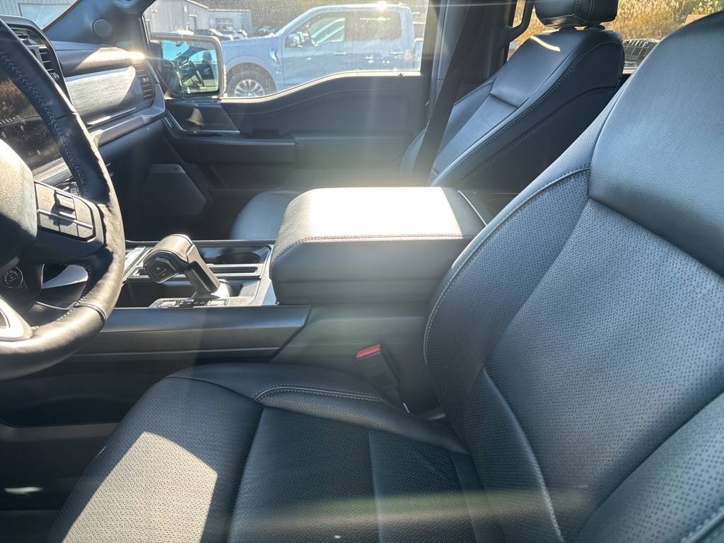 Used 2024 Ford F-150 Lariat Truck