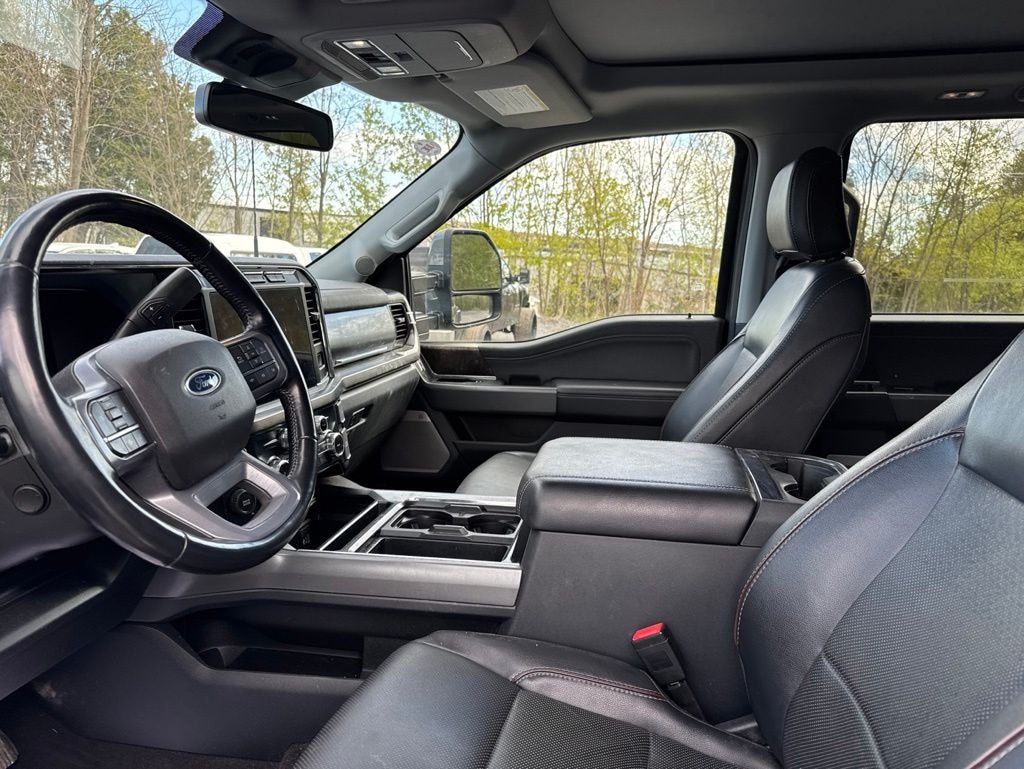 Used 2023 Ford F-450 Lariat Truck
