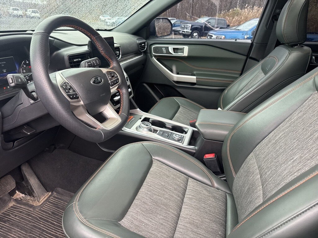 2023 Ford Explorer Timberline photo 2
