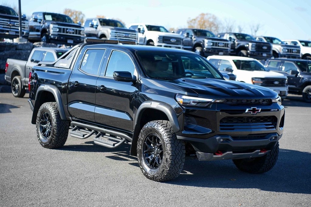 Used 2025 Chevrolet Colorado ZR2 Truck