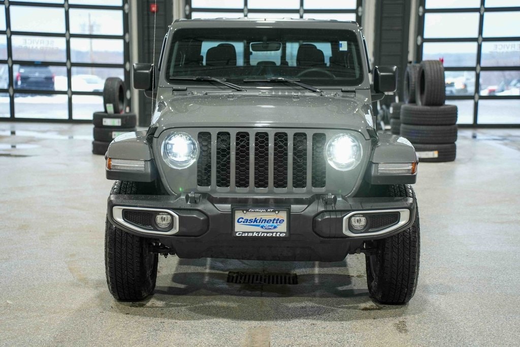 Used 2023 Jeep Gladiator Sport Truck