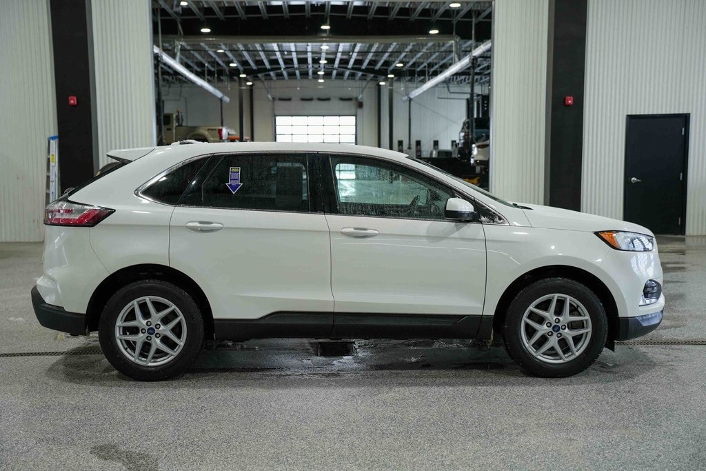 Used 2022 Ford Edge SEL SUV