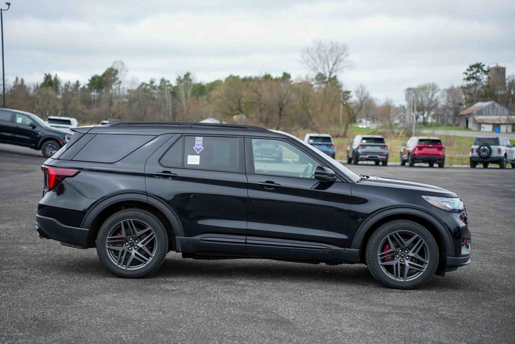Used 2025 Ford Explorer ST SUV