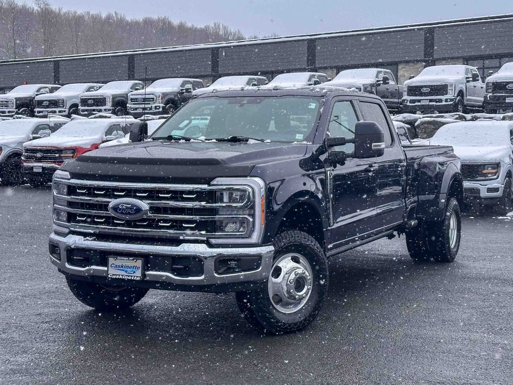 Used 2023 Ford F-350 Lariat Truck