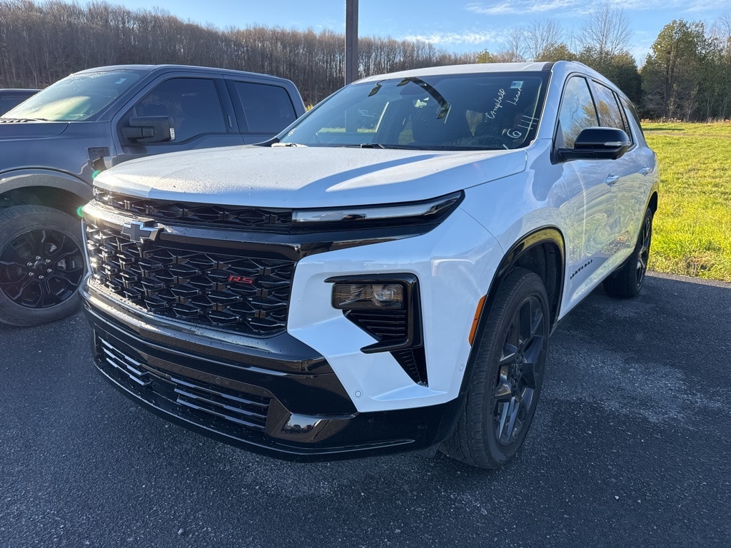 Used 2026 Chevrolet Traverse RS SUV