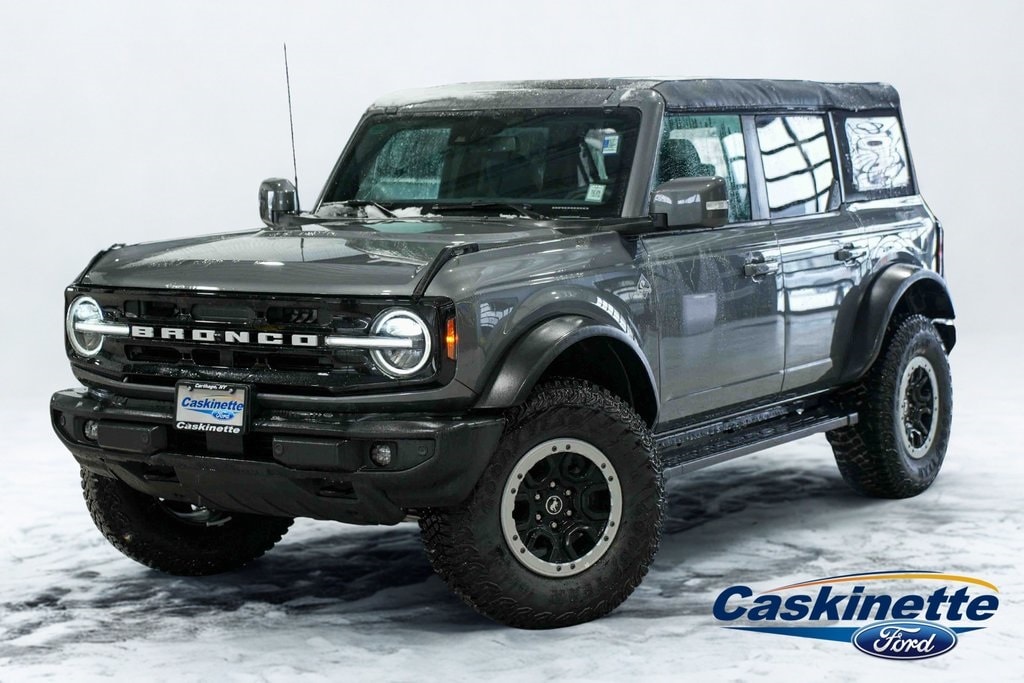 2024 Ford Bronco 4-Door Outer Banks's photo