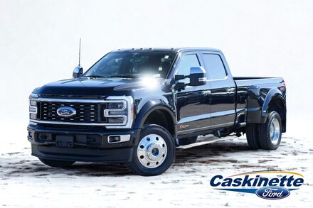 2023 Ford F-450SD Platinum Truck