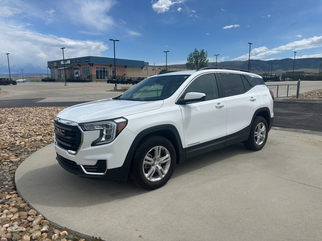 2024 GMC Terrain SLE AWD's photo