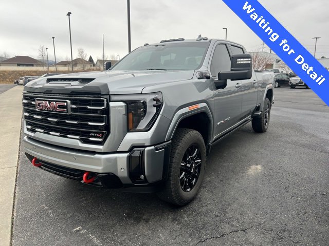 2026 GMC Sierra 2500HD AT4's photo