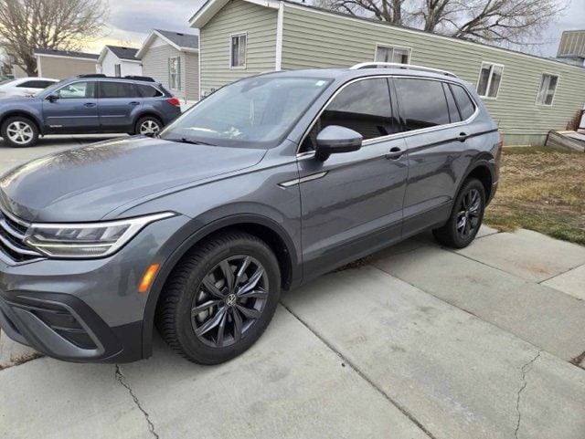 2022 Volkswagen Tiguan SE's photo